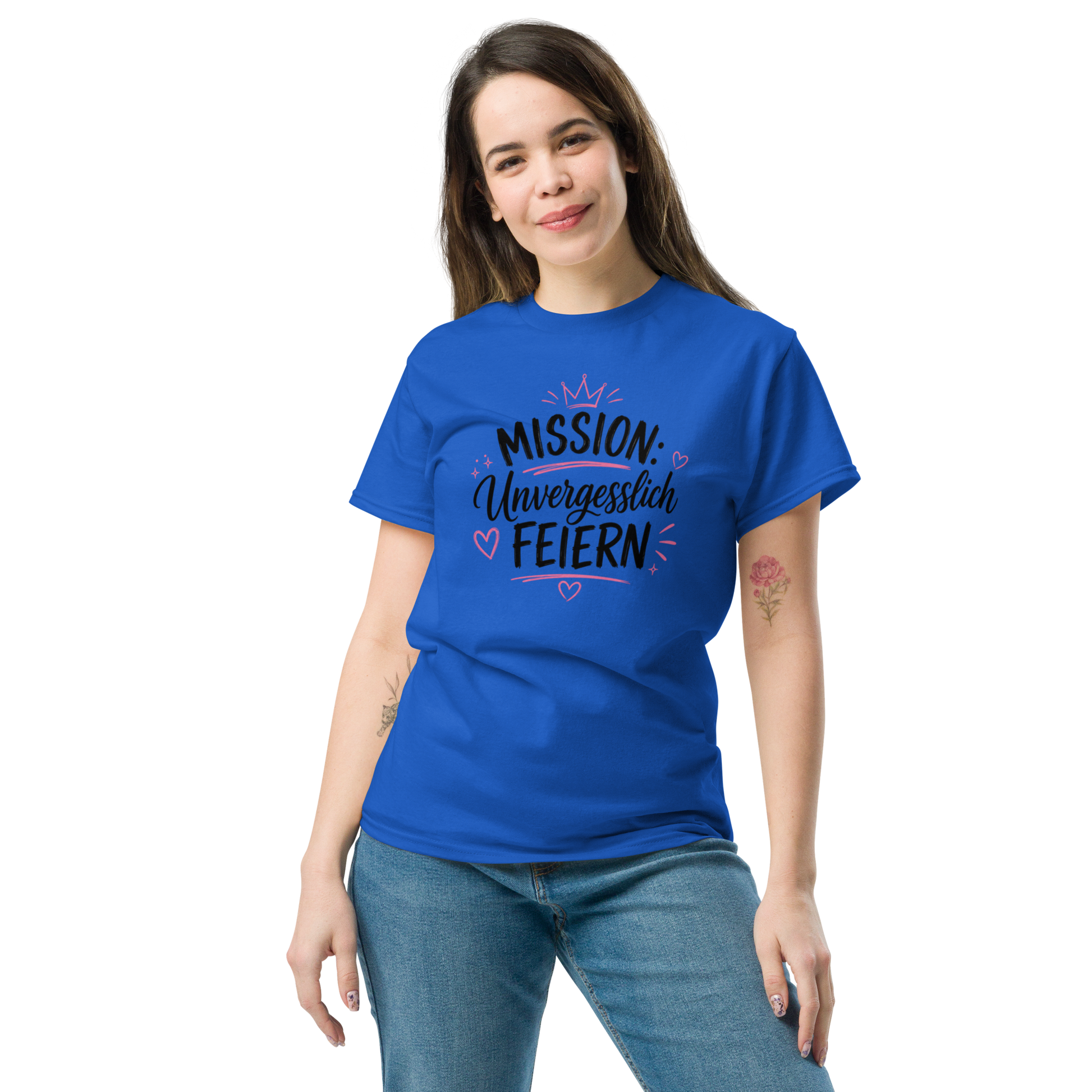 Royalblaues personalisiertes JGA Braut T-Shirt „Mission: Braut glücklich machen“ aus 100 % Baumwolle.
