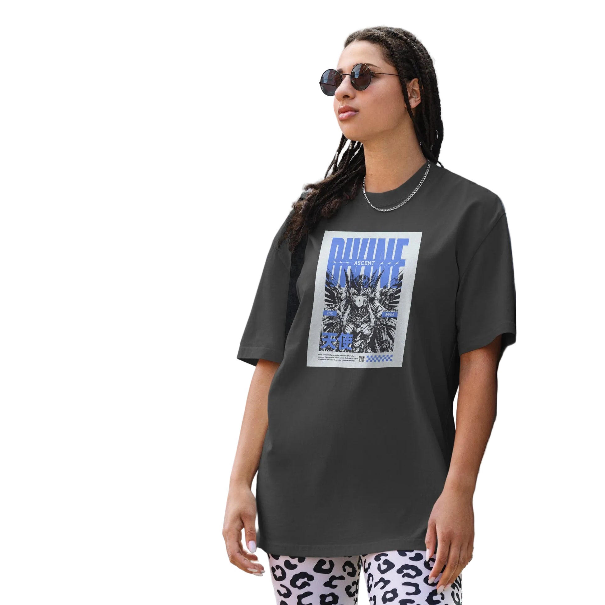 Oversized T-Shirt in Faded Black mit "Divine Ascent" Anime-Print in Blau und Weiß – Japan Street Style | Sabiswelt