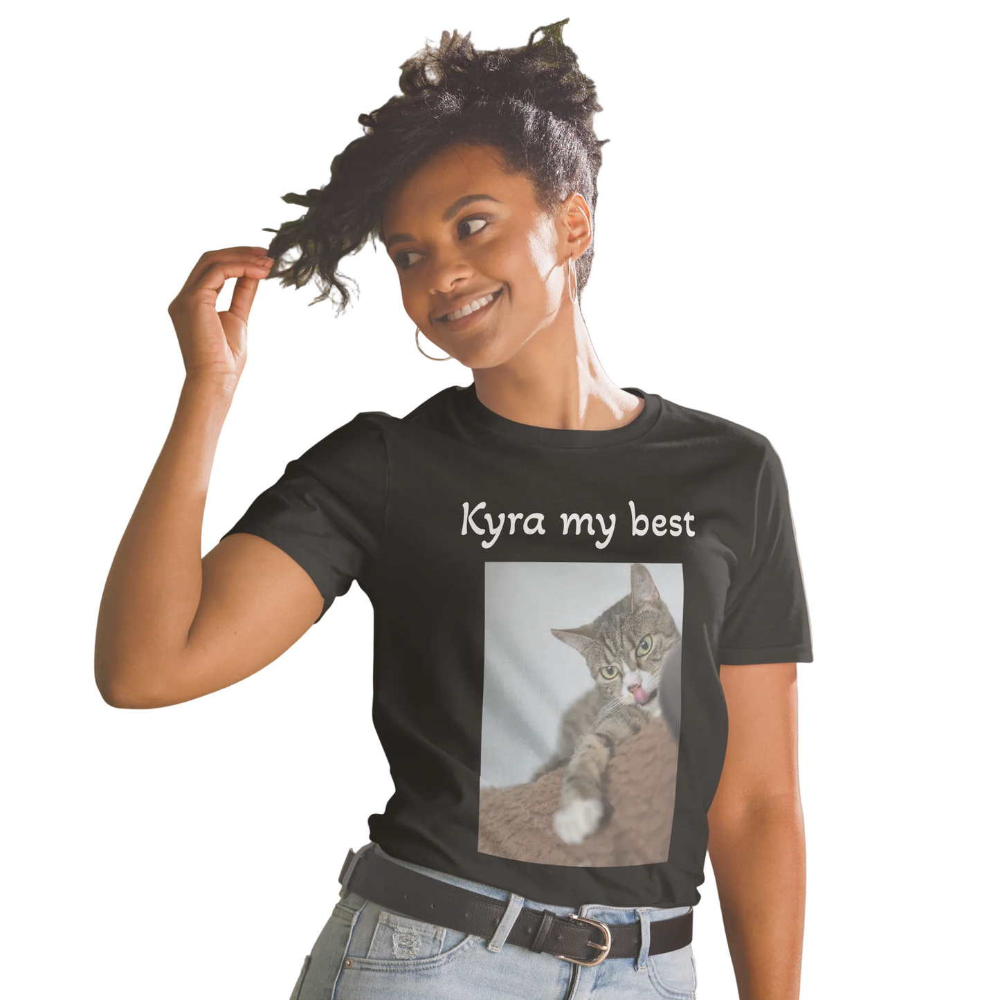 Schwarzes Personalisiertes Haustier T-Shirt in Schwarz mit Katzenfoto und individuellem Text – Sabiswelt