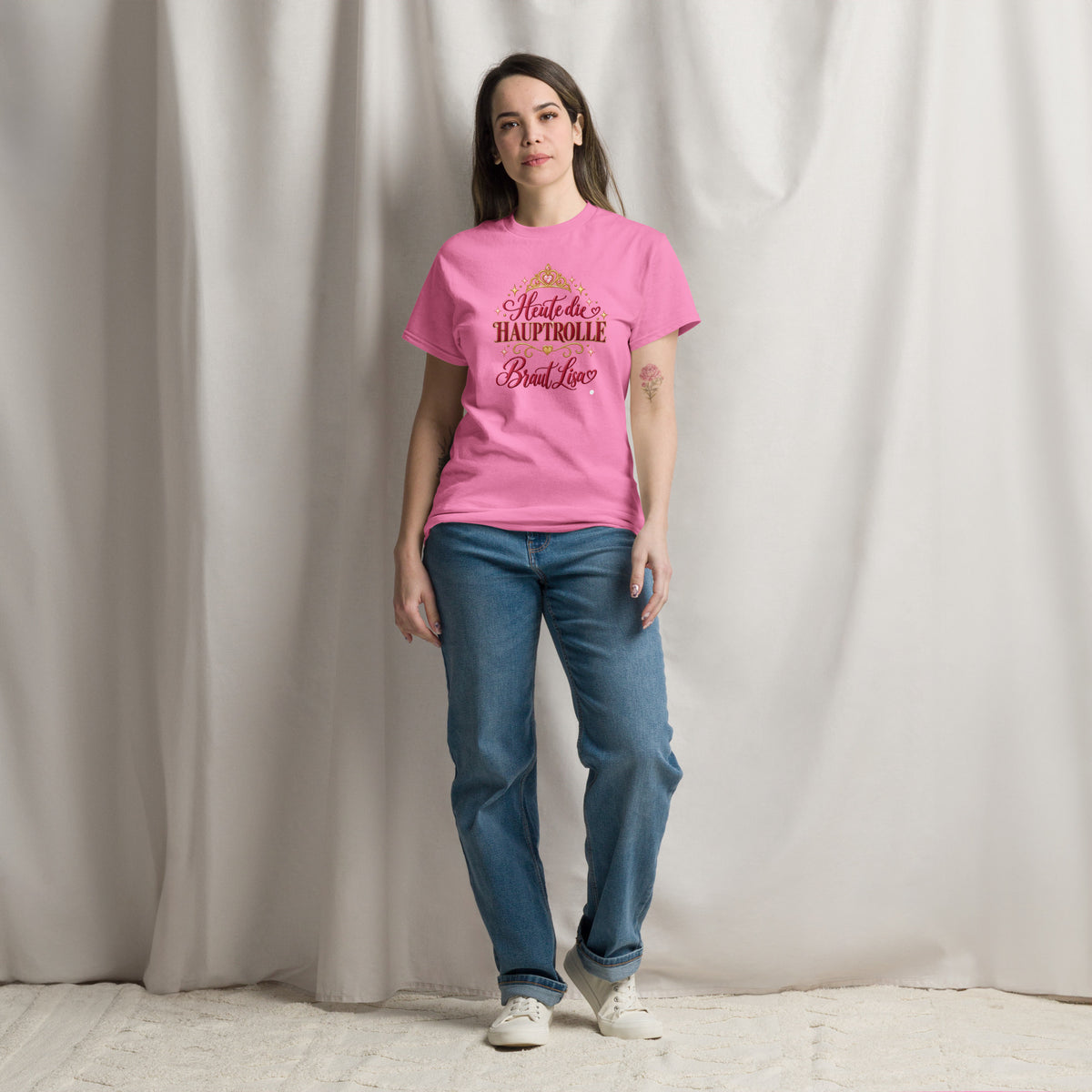 Personalisiertes JGA-T-Shirt für Damen mit „Braut Lisa“ als Beispiel
