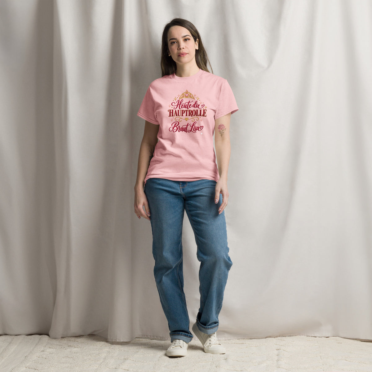 Brautshirt mit Aufdruck „Heute die Hauptrolle“ und Name der Braut